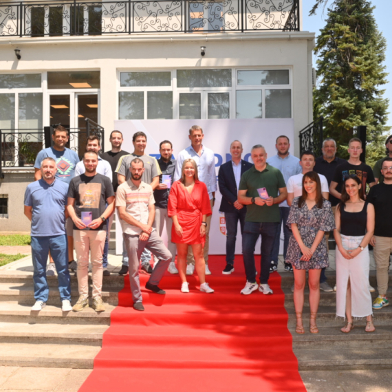 Milšped Group i OKS uručili akreditacije medijima koji će izveštavati sa OI u Parizu