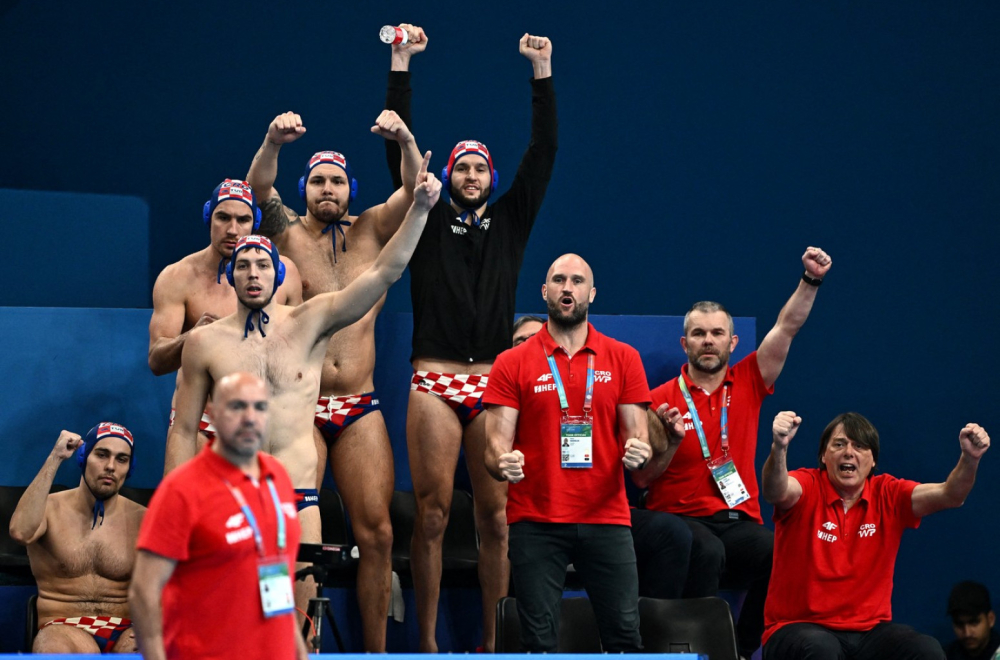 Hrvat pobesneo, pa se smirio: Ne znam koja je svrha!