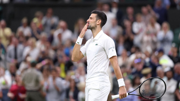 "Stvarnost je takva, Novak sebe poredi sa Federerom"