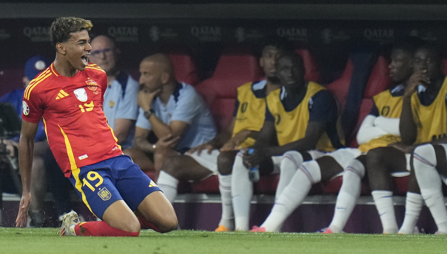 Pazi šta pričaš o Jamalu – klinac ponizio Rabioa na terenu, pa pred kamerama VIDEO