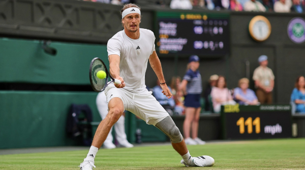 Zvereva muči koleno, doveden u pitanje nastup na OI