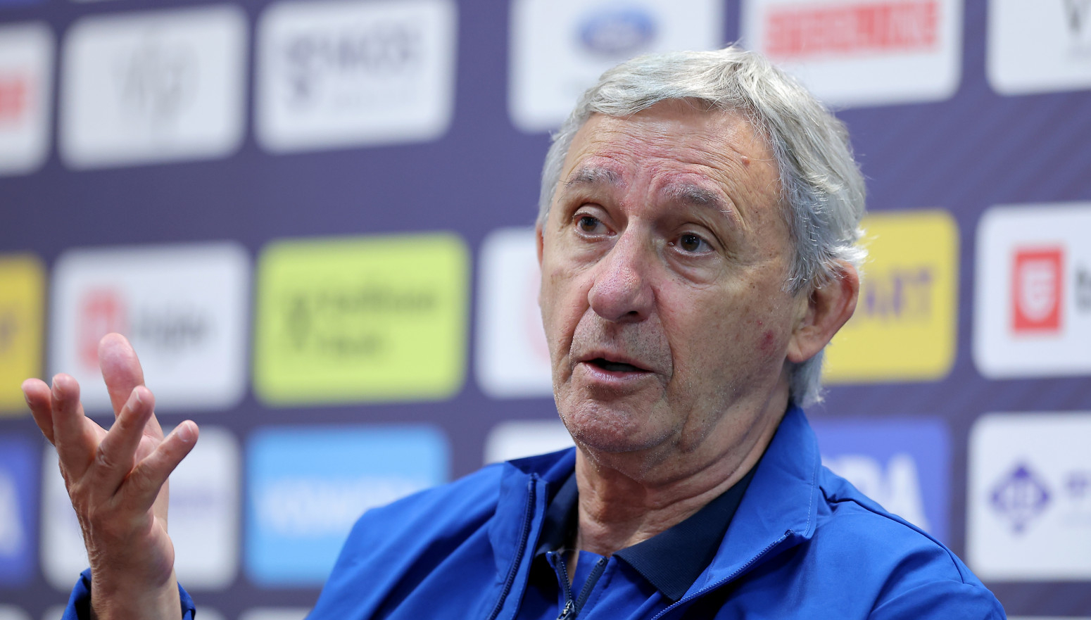 "To što Pešić kaže, dokle više izgovori?"