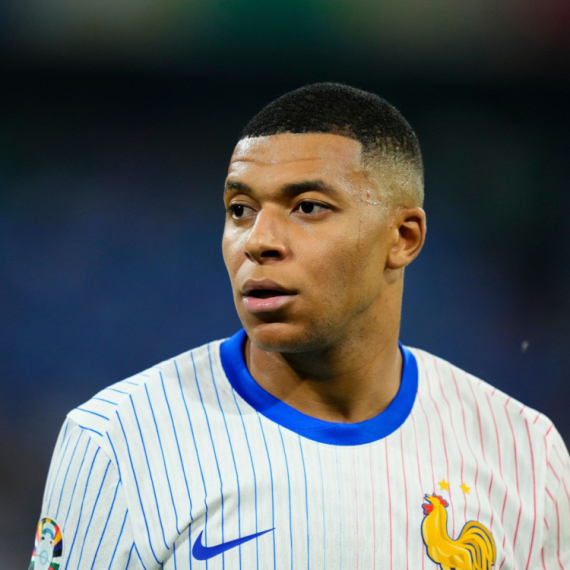 Real najavio promociju Mbapea