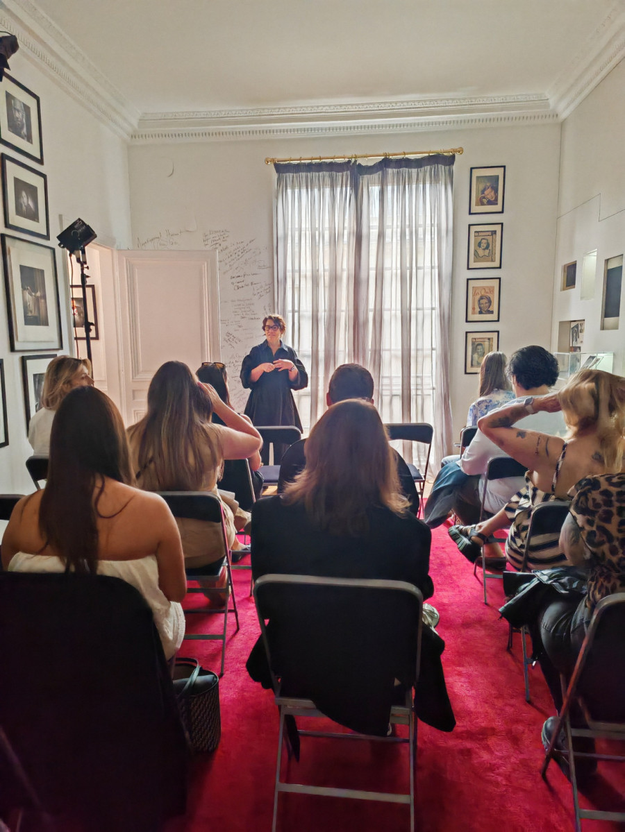 AI razvoj HONOR 200 Pro uređaja: Obuka uz legendarni Harcourt studio