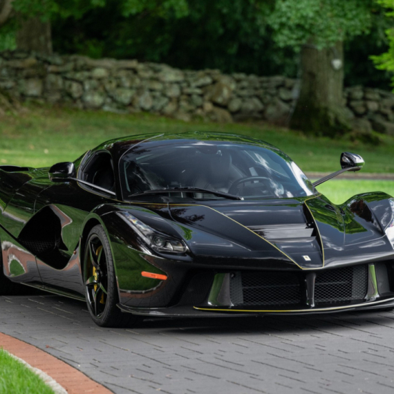 Hoćete da budete kao Džastin Biber? FOTO