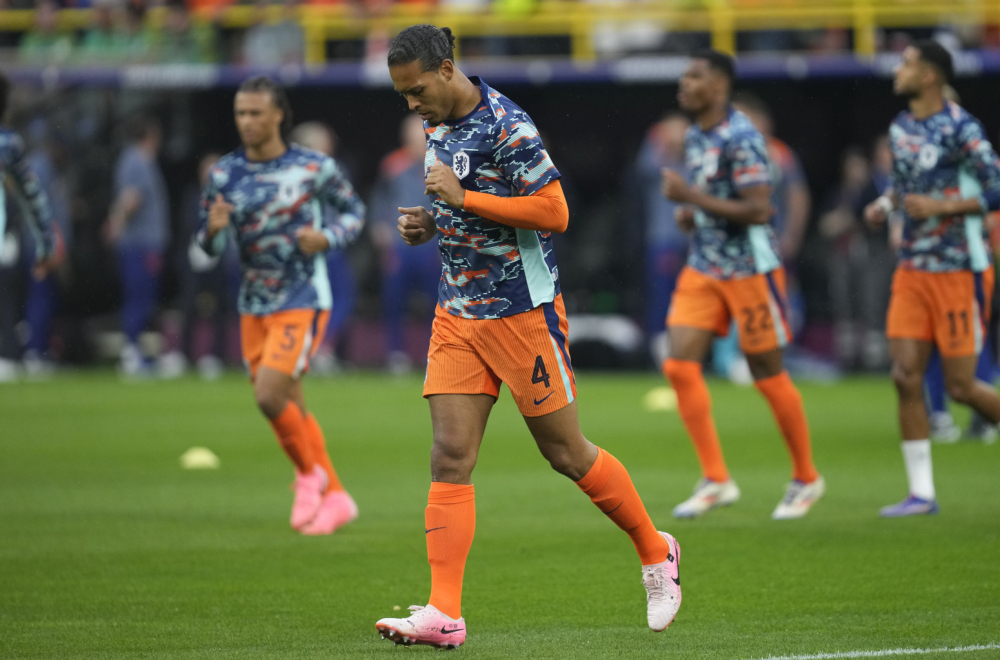 Van Dajk: "Dobro ću razmisliti šta želim"