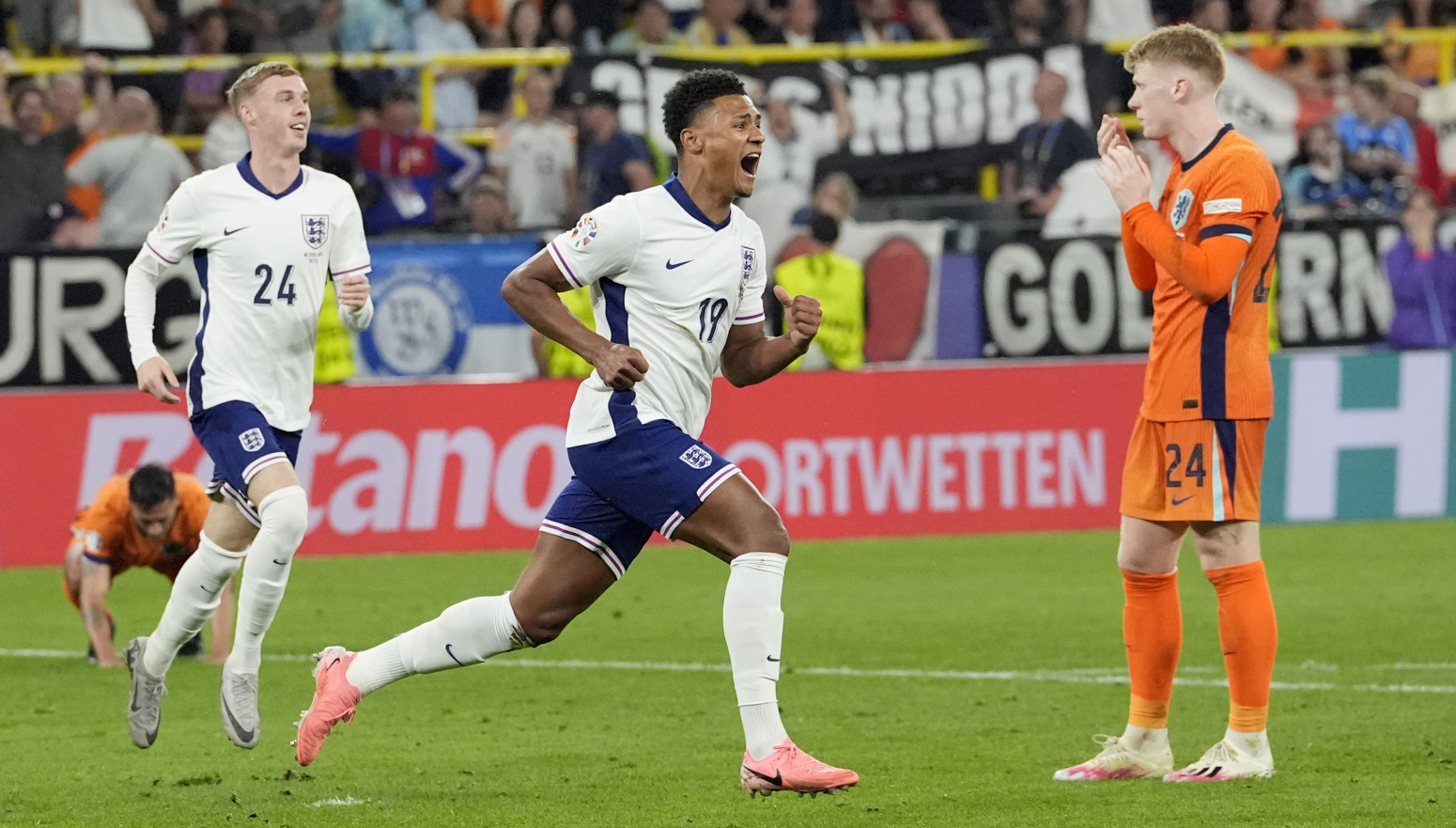 "Džoker" postao junak Engleske VIDEO