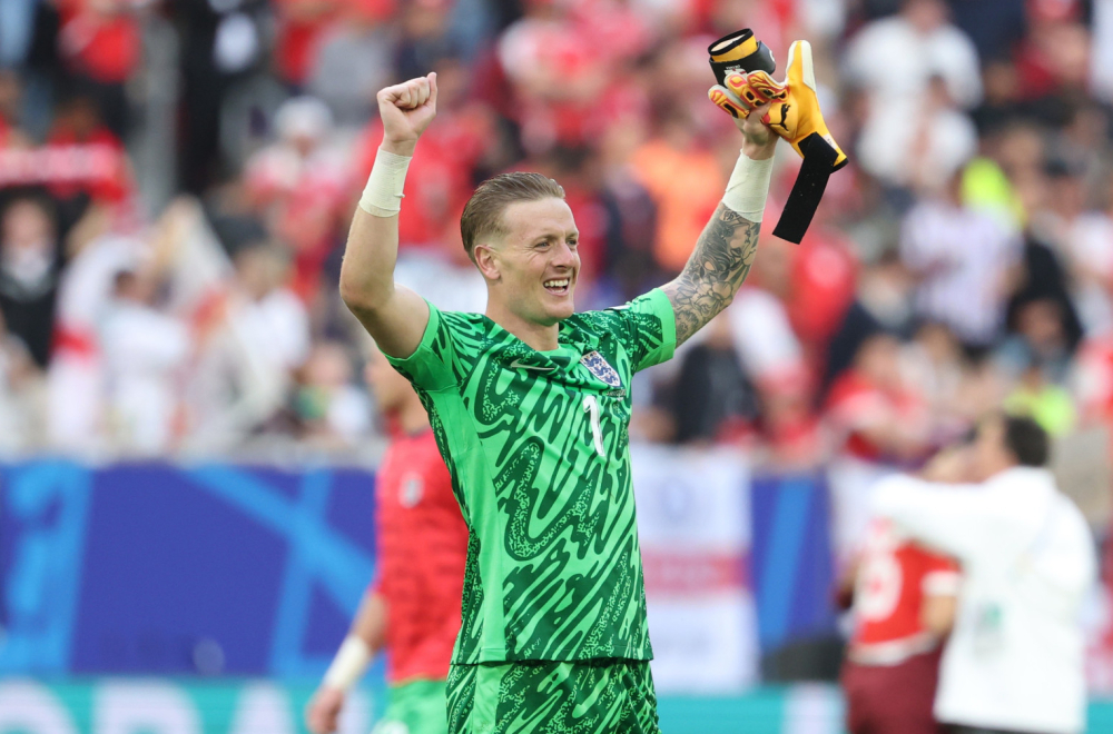 Promena prezimena "spasila život" Pikfordu