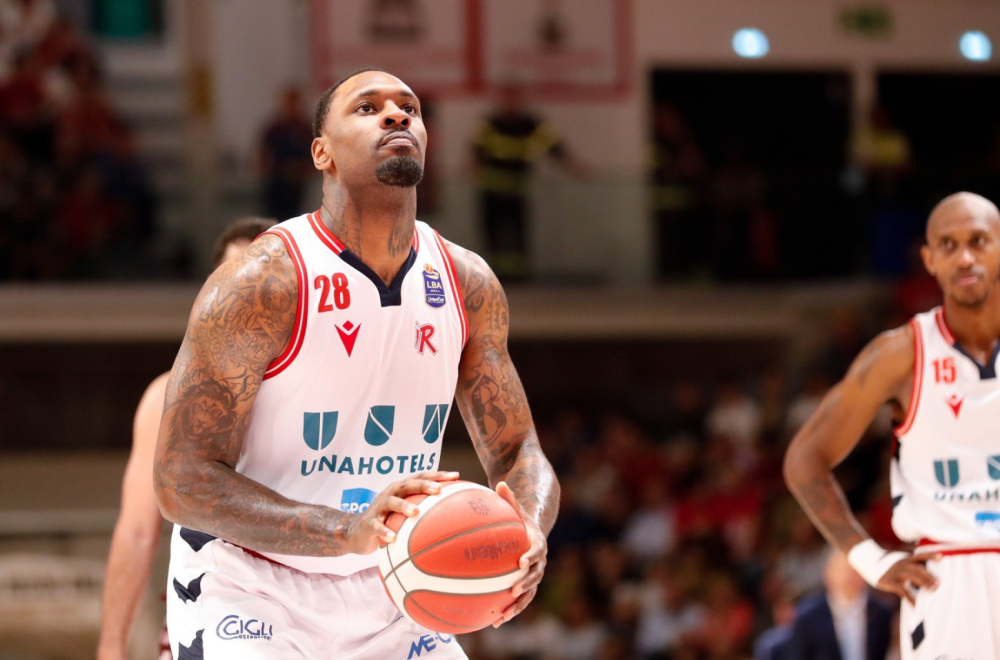 Asvel sklapa moćan tim – stigao snažni centar