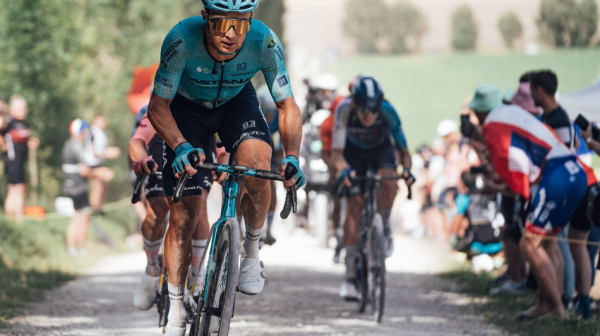 Lucenko izazvao masovan pad blizu cilja, u grupi i Roglič