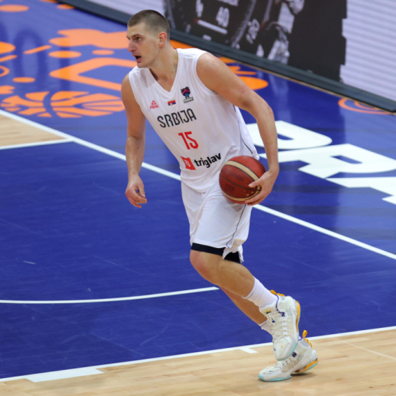 Srbija spremna  – Jokić i Bogdan se "oštre" za Francuze VIDEO