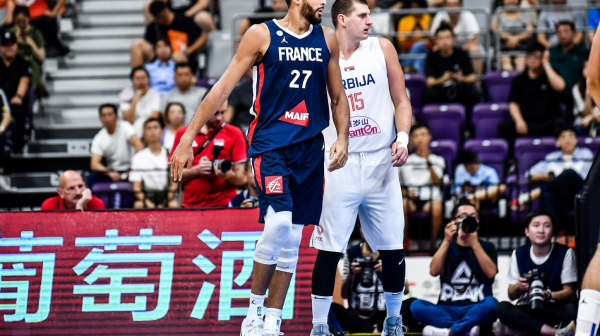 Sudar tornjeva u Lionu – Jokić na Gobera i Vembanjamu na oproštaju Parkera