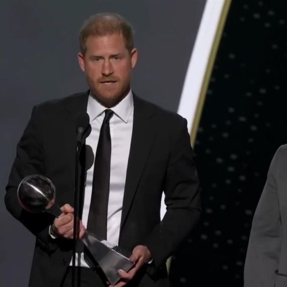 Princ Hari dobio nagradu "Pet Tilman"