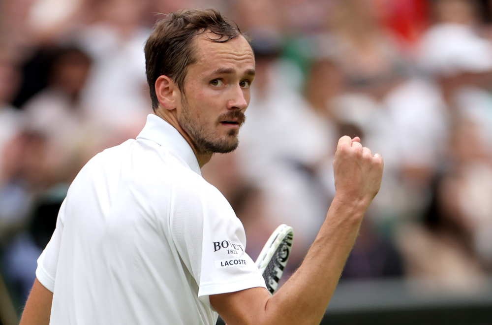 Medvedev otkrio šta je rekao sudiji