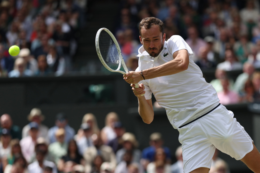 Furiozni Alkaras okrenuo Medvedeva za finale Vimbldona!