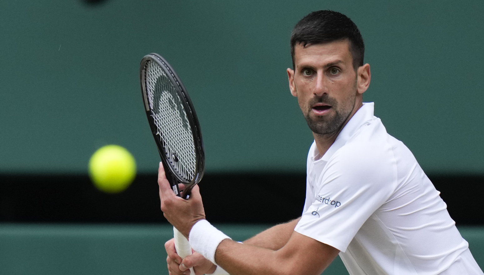 Novak "napada" Federera: "Pritisak je veliki"