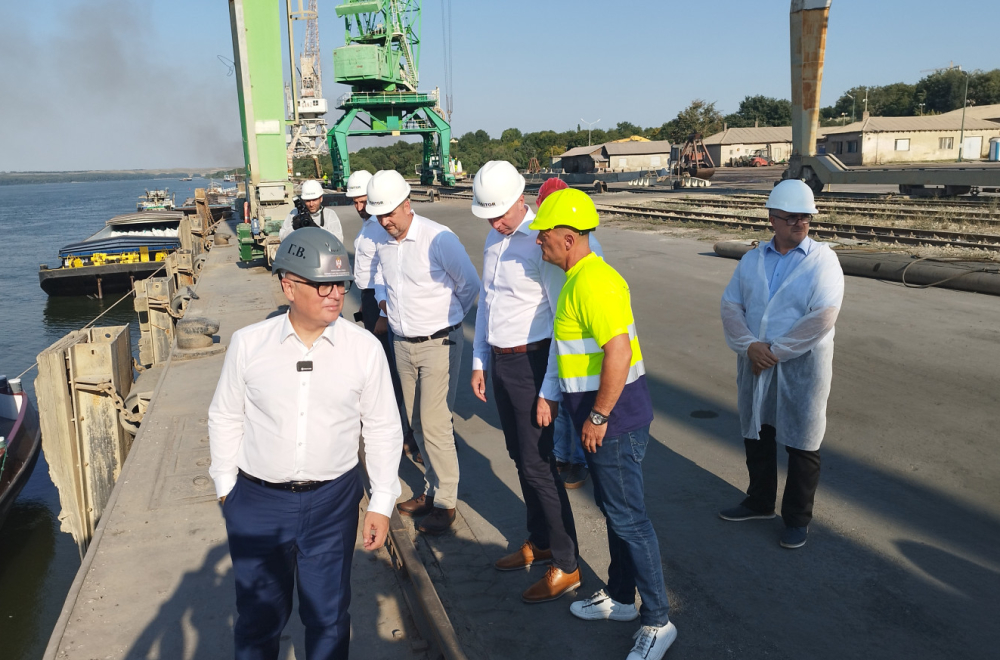 Vesić: Ove godine tender za rekonstrukciju Luke Prahovo, biće kapaciteta 3,5 miliona tona