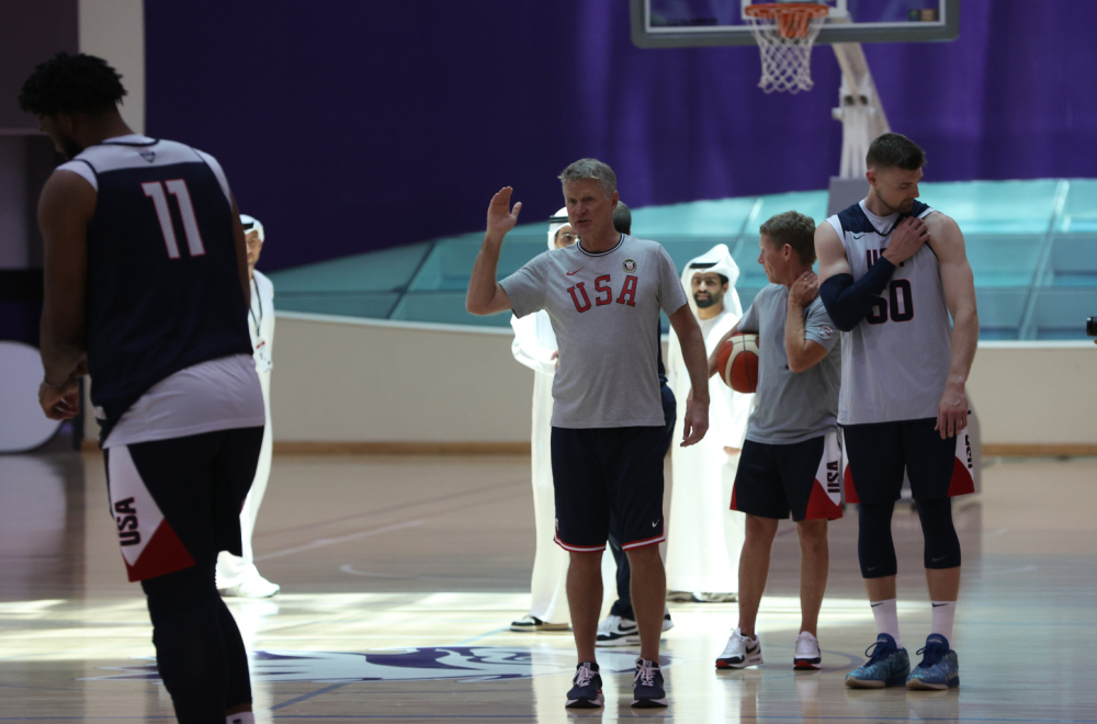 Stiv Ker ispunio obećanje – tu je majica za Dekija FOTO