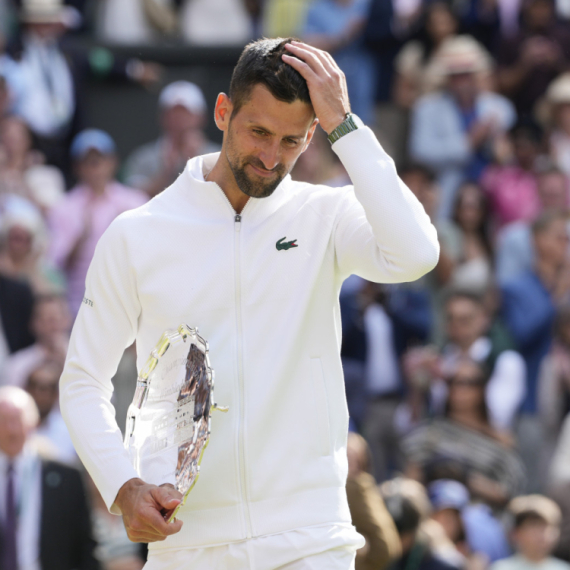 Đoković izgubio finale, ali zaradio bodove