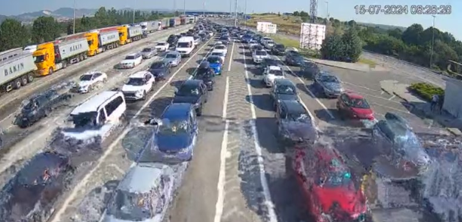 Spremite se na čekanje: Gužve na granicama FOTO