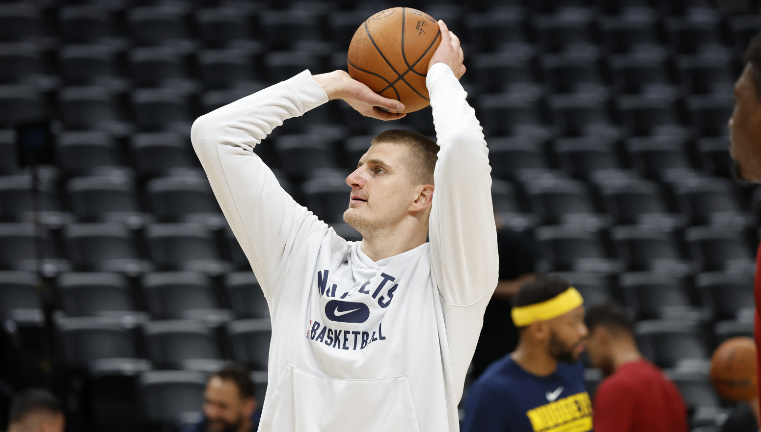 Karl kritikuje Denver: "Pomognite Jokiću!"