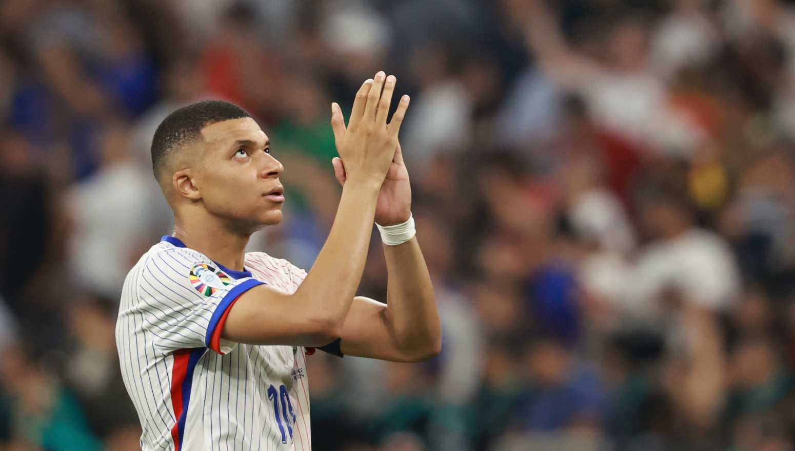 Mbape potpisao! FOTO