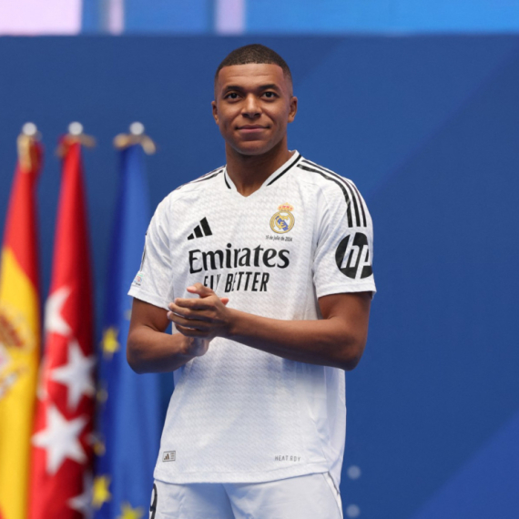 Sedam dana od prvog treninga: Mbape debituje za Real