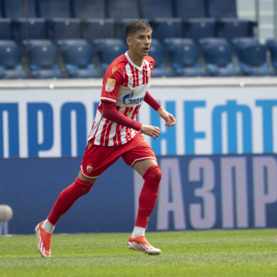 Ilić o ciljevima Zvezde: "Liga šampiona, dupla kruna i da slavimo na kraju"