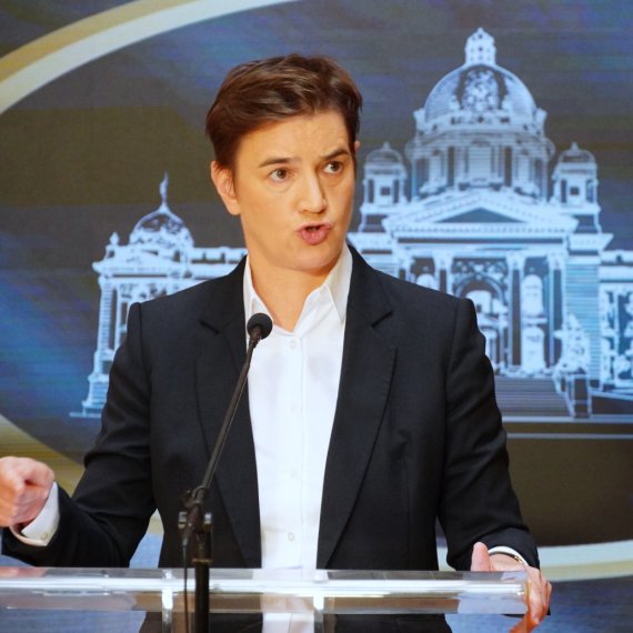 Brnabić odgovorila opoziciji na tvrdnje o gašenju škole: Imamo ukupno 31 dete iz Gornjih Nedeljica