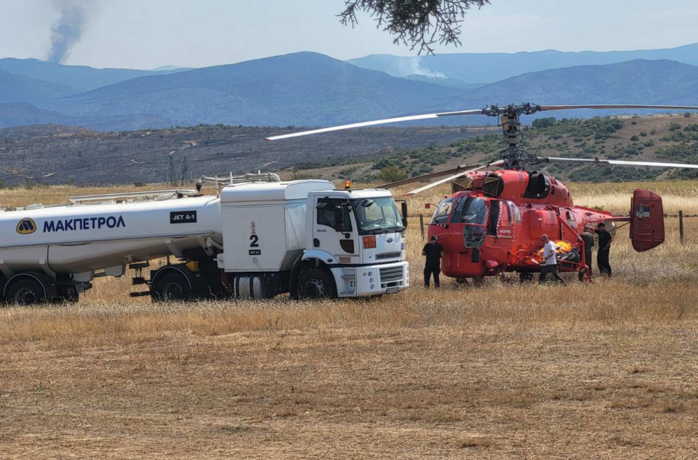 Srpski vatrogasci gase požare u Severnoj Makedoniji: Izbačeno 70 tona vode