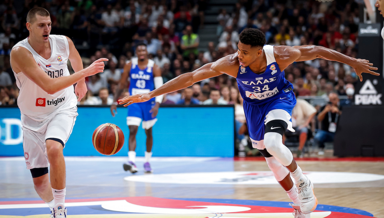 Gledajte Jokića i Janisa za 500 dinara