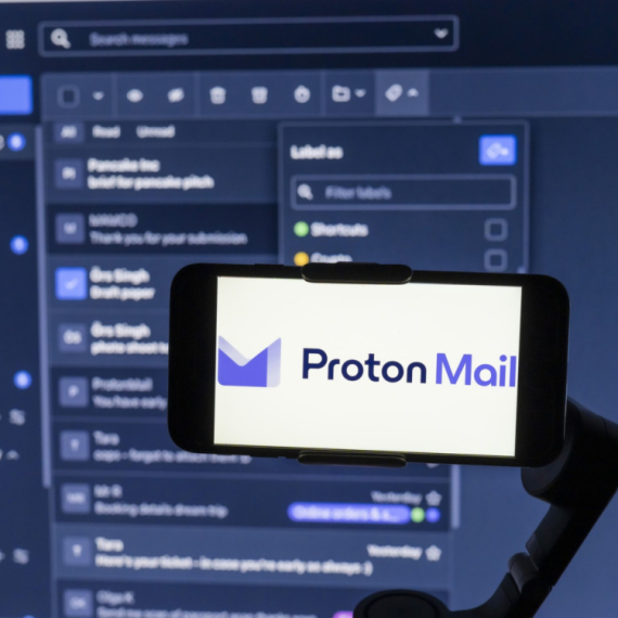 Najbezbedniji imejl servis dobija AI asistenta