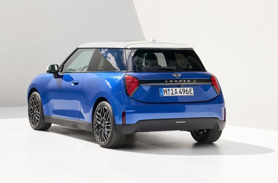 BMW okleva oko proizvodnje električnog Minija