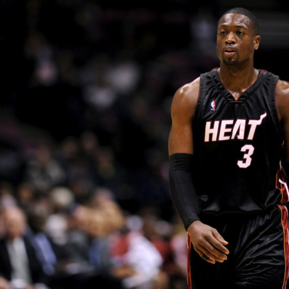 Skandalozna Vejdova statua: "Ovo je ludilo, ko je ovaj lik?" FOTO/VIDEO