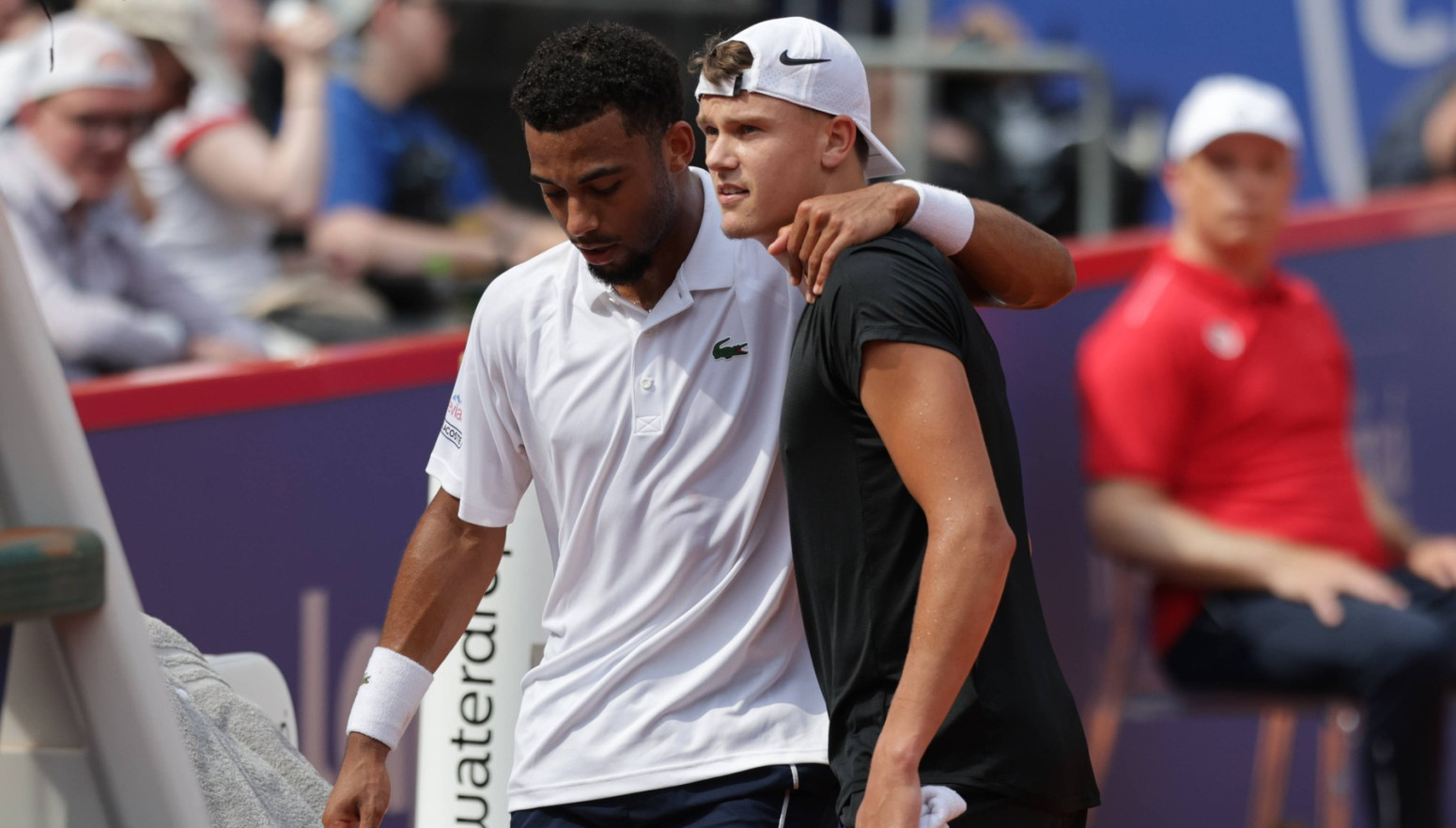 Rune se povredio, Fis u polufinalu u Hamburgu VIDEO