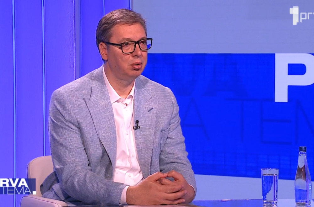 Vučić:  Povećanje penzija minimalno 10 odsto, rastu plate prosvetara