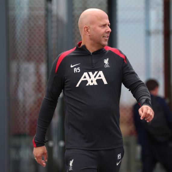 Golčina Irca, Liverpul izgubio od Prestona na debiju Slota VIDEO