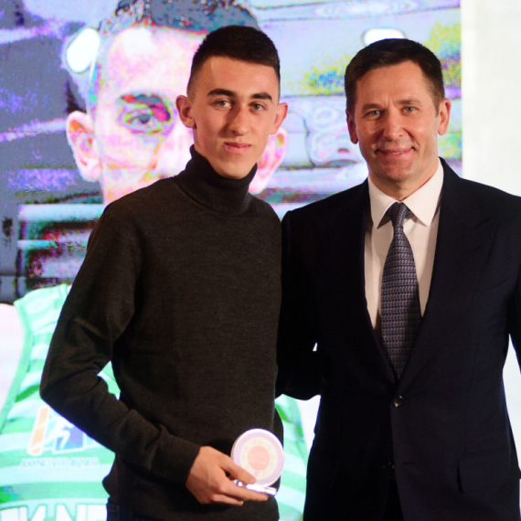 Aldin Ćatović osvojio srebrnu medalju na EP za mlađe juniore