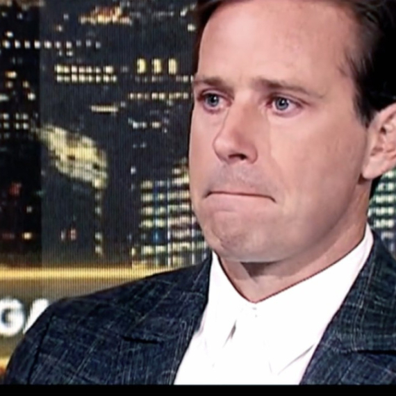 "Da li si ikada jeo ljudsko meso?" Armi Hamer zanemeo na pitanje o kanibalizmu