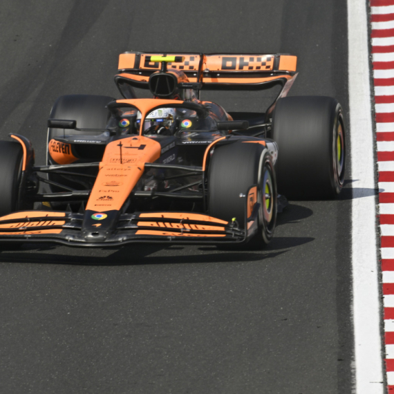 Ružan kraj trke za VN Mađarske – Norisu naredili da pusti Pjastrija