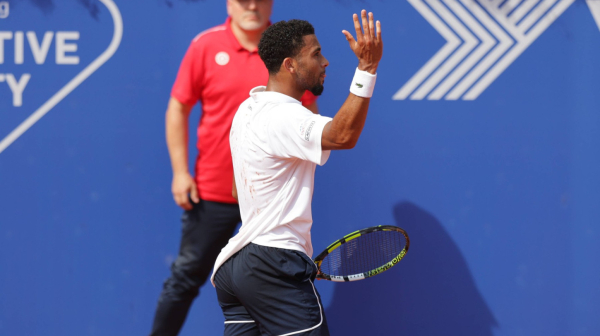 Fis servirao iz ruke na brejk lopti, publika u Hamburgu mu zviždala VIDEO