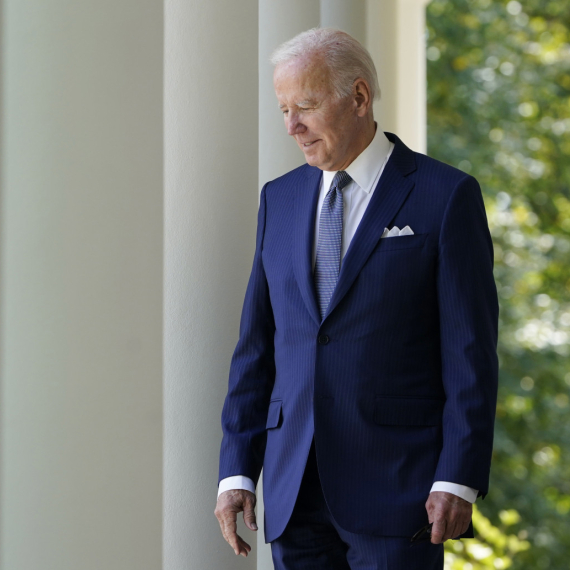 Oglasila se Bela kuća: Bajden...