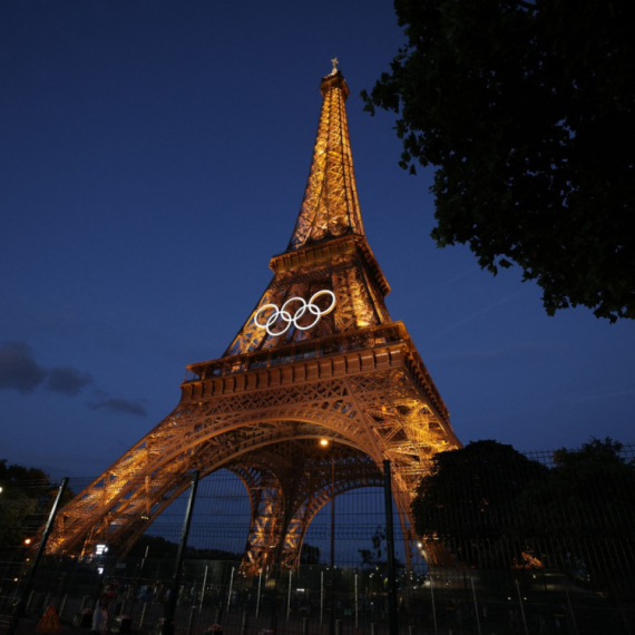 Makron u poseti Olimpijskom selu