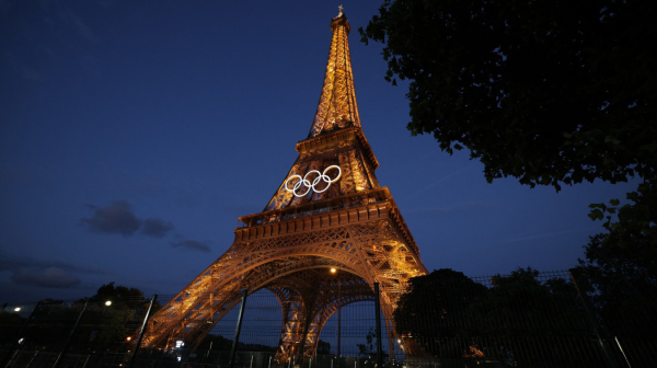 Makron u poseti Olimpijskom selu