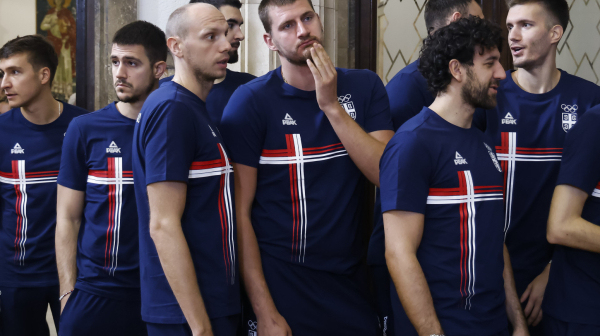 OI, 11. dan: Košarkaši i odbojkašice za polufinale, Španović u kvalifikacijama