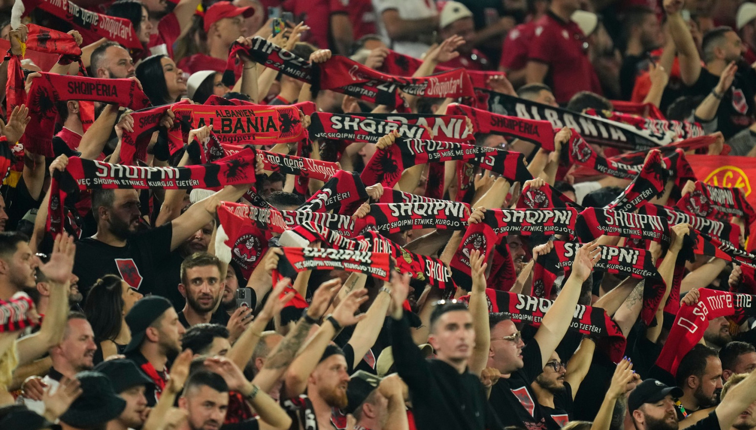 "Ubij Srbina" = 10.000 evra VIDEO