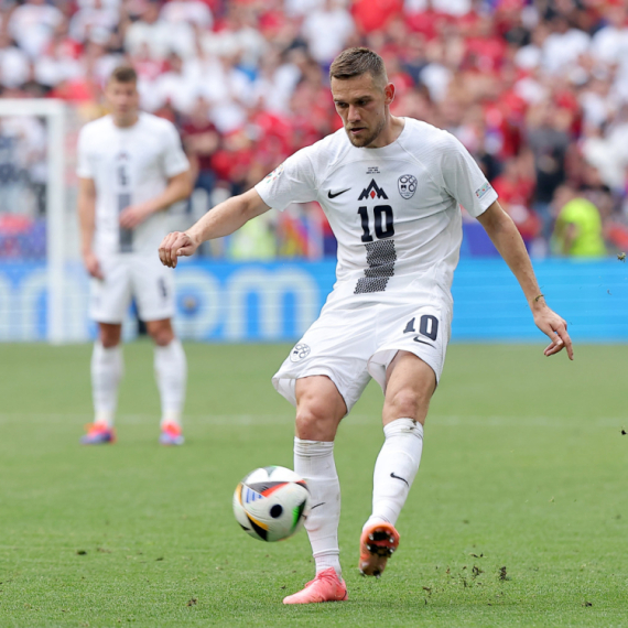 Olimpija nije registrovala Elšnika za Evropu – Zvezda ga i dalje čeka