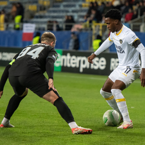 Zvezda dovodi novo pojačanje – stiže reprezentativac Angole