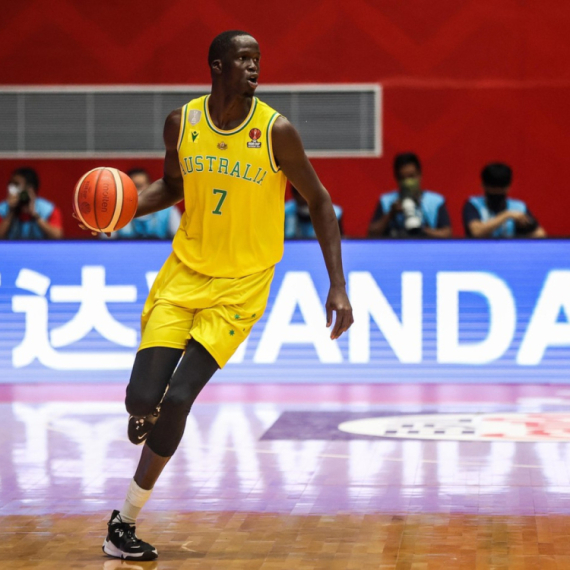 Rival Srbije ostao bez pojačanja – FIBA mu stala na put