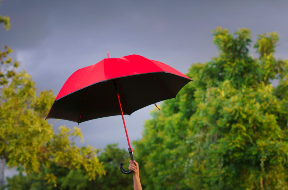 Spremite se: Posle 43 stepena stiže prava jesen; Nagli pad temperature, oluje i grad FOTO